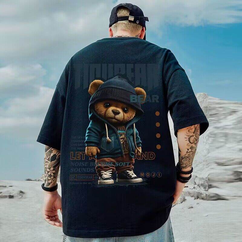 Bear Print T-Shirt for Casual Style